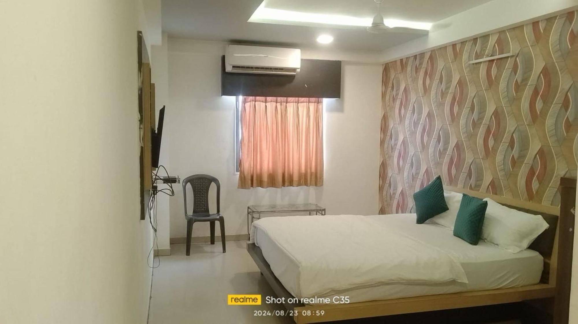 Hotel Paradise -Ahmedabad Eksteriør bilde